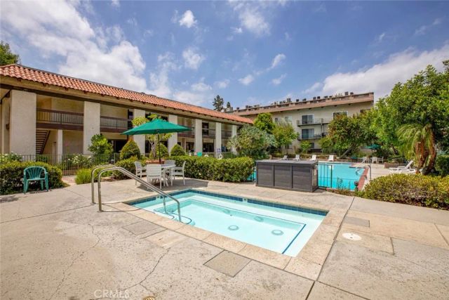 5460 White Oak Ave, Encino, CA 91316