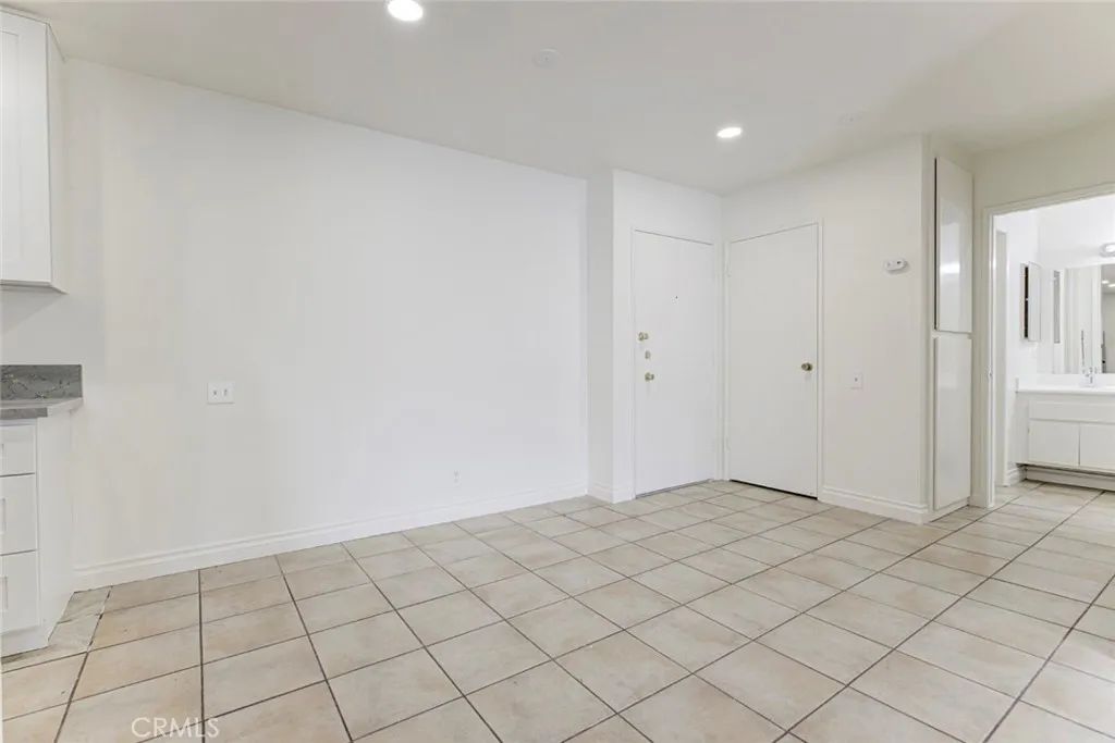 5460 White Oak Ave, Encino, CA 91316