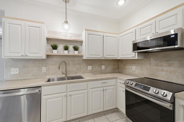 431 Bernard Drive, Conway, AR 72032