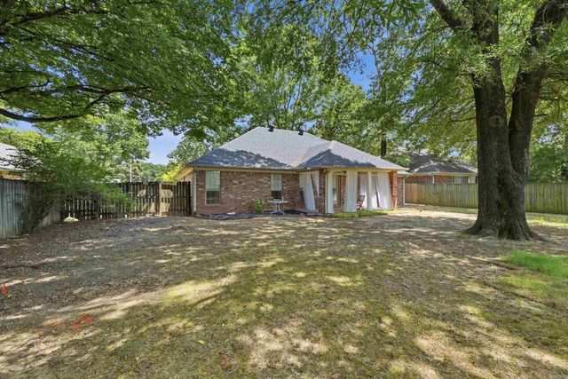 431 Bernard Drive, Conway, AR 72032