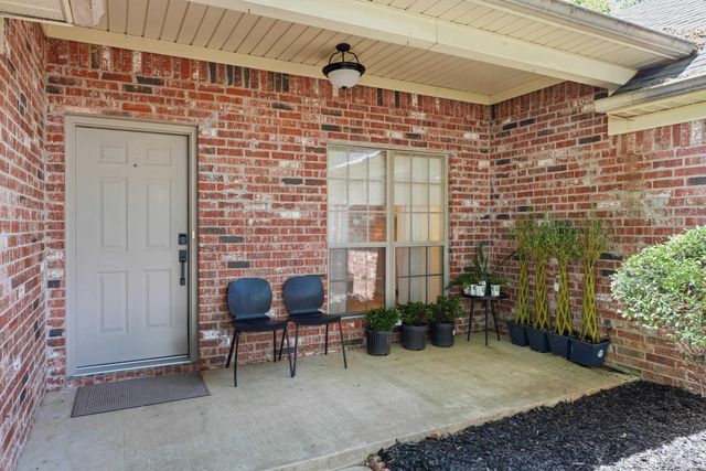 431 Bernard Drive, Conway, AR 72032