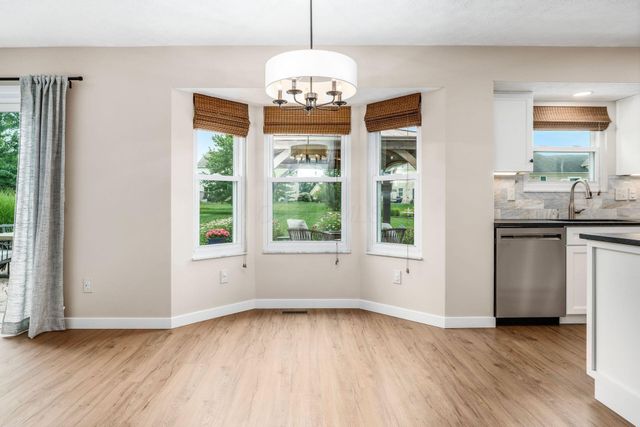1836 Royal Oak Drive, Lewis Center, OH 43035