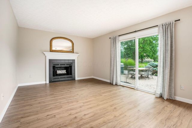 1836 Royal Oak Drive, Lewis Center, OH 43035