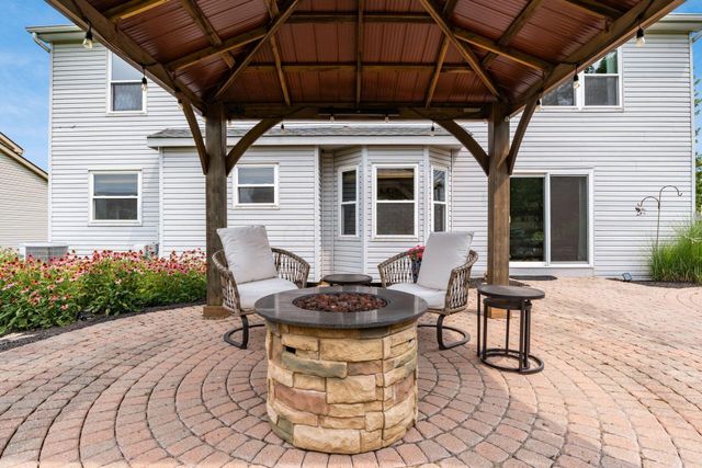 1836 Royal Oak Drive, Lewis Center, OH 43035