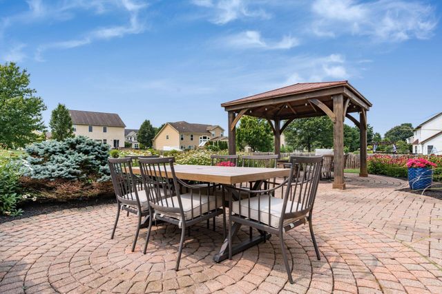 1836 Royal Oak Drive, Lewis Center, OH 43035