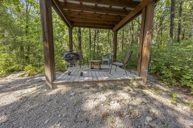 0 Davis Ln, Cowan, TN 37318