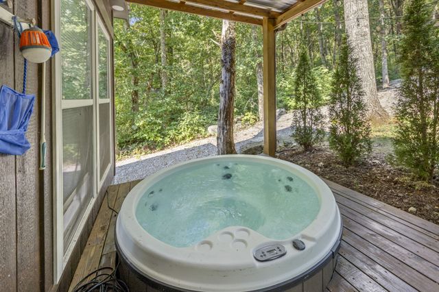 0 Davis Ln, Cowan, TN 37318