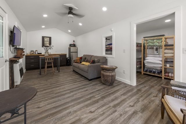 0 Davis Ln, Cowan, TN 37318