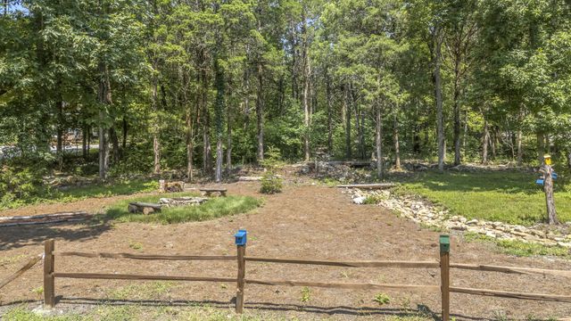 0 Davis Ln, Cowan, TN 37318