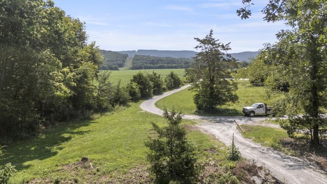 0 Davis Ln, Cowan, TN 37318