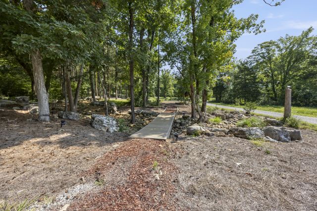0 Davis Ln, Cowan, TN 37318