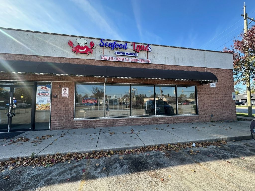 344-352 N Wolf Road, Hillside, IL 60162