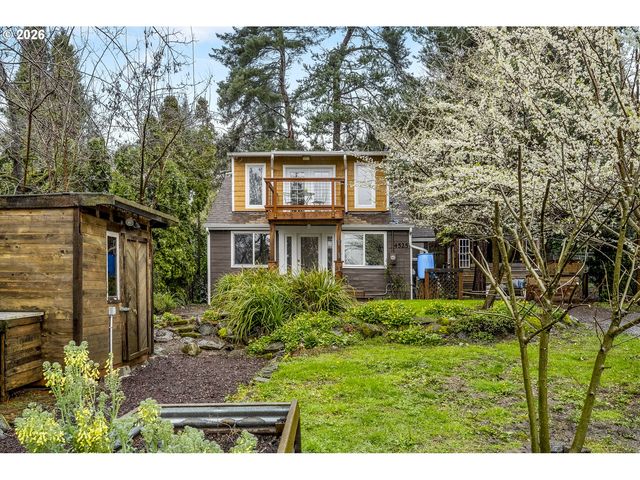 4525 Se MALDEN Dr, Portland, OR 97206
