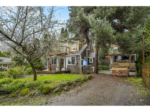 4525 Se MALDEN Dr, Portland, OR 97206