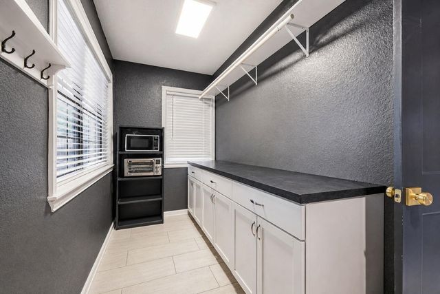 1114 Bobby Street, Pearland, TX 77581