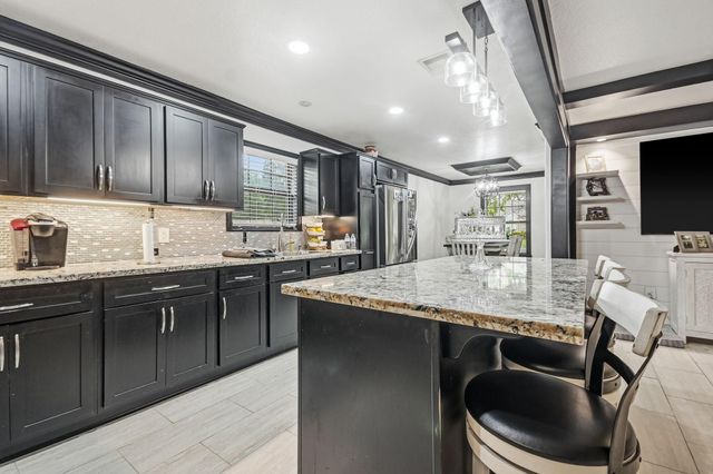 1114 Bobby Street, Pearland, TX 77581
