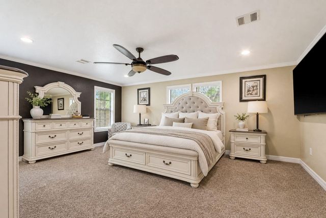 1114 Bobby Street, Pearland, TX 77581