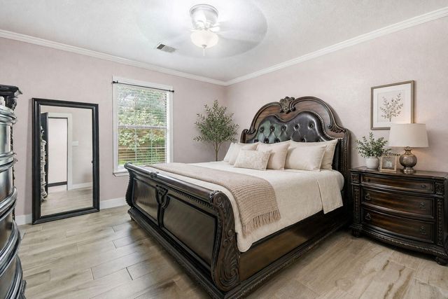 1114 Bobby Street, Pearland, TX 77581