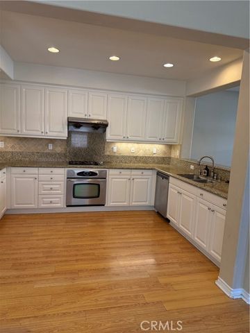 1423 GEORGIA Street, Tustin, CA 92782