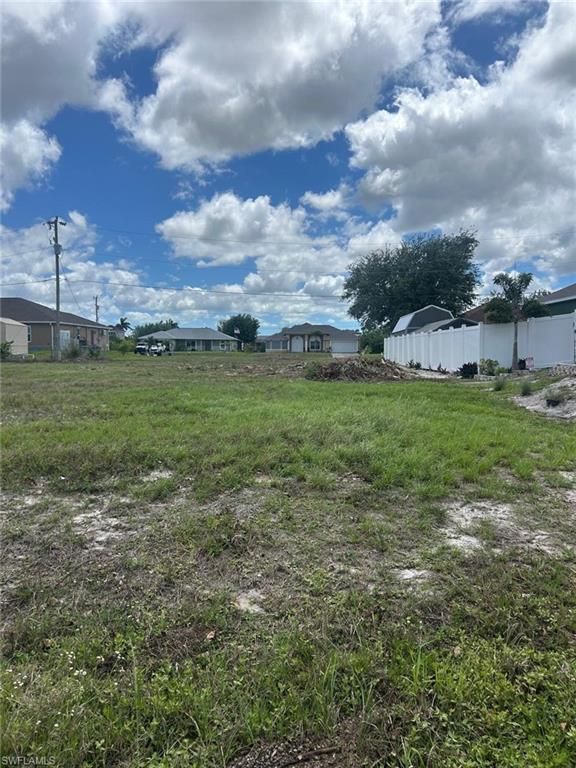 Image 1 of property listing at 2020 4th TER, Cape Coral, FL 33993
