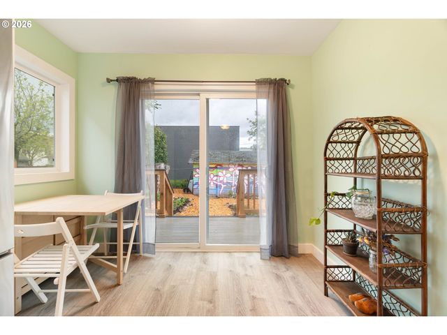 5531 Se GLADSTONE St, Portland, OR 97206