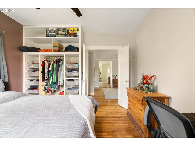 5531 Se GLADSTONE St, Portland, OR 97206