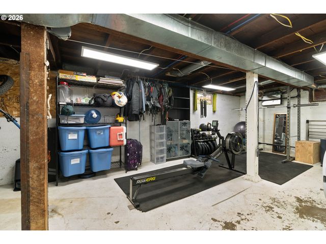 5531 Se GLADSTONE St, Portland, OR 97206