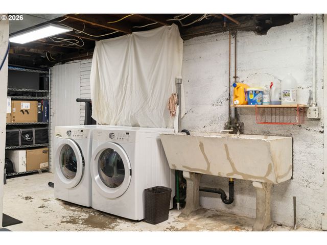 5531 Se GLADSTONE St, Portland, OR 97206