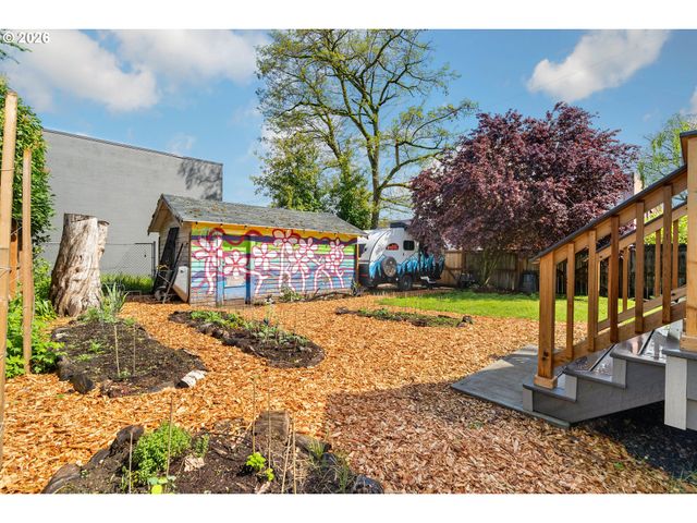 5531 Se GLADSTONE St, Portland, OR 97206