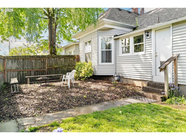 5531 Se GLADSTONE St, Portland, OR 97206