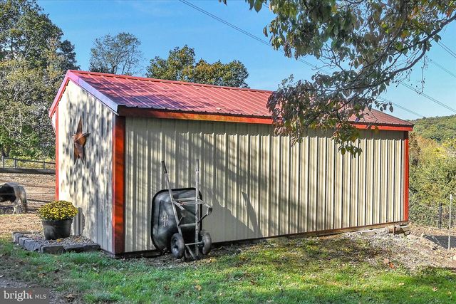 122 WITMER RD, Reinholds, PA 17569