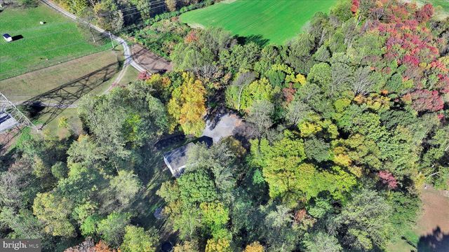 122 WITMER RD, Reinholds, PA 17569