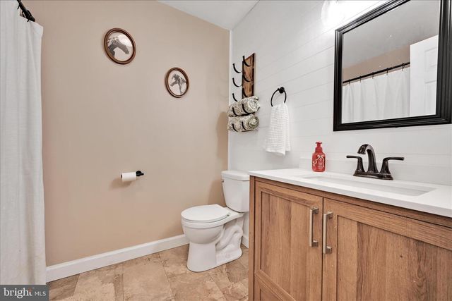 122 WITMER RD, Reinholds, PA 17569