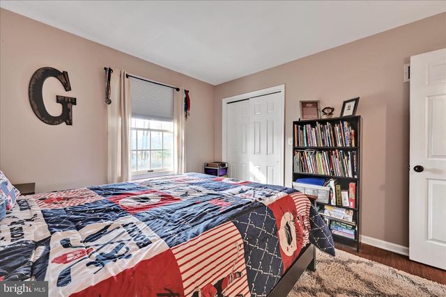 122 WITMER RD, Reinholds, PA 17569