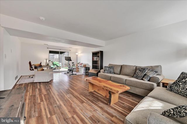 122 WITMER RD, Reinholds, PA 17569