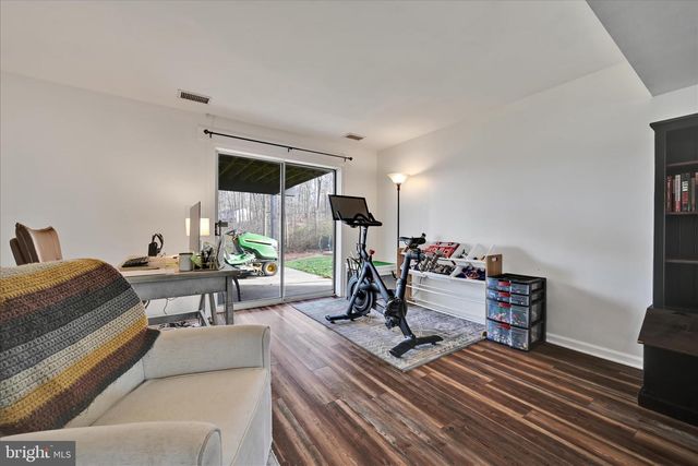 122 WITMER RD, Reinholds, PA 17569