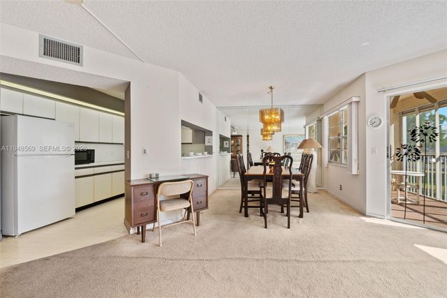 12600 SW 5th Ct 212L, Pembroke Pines, FL 33027