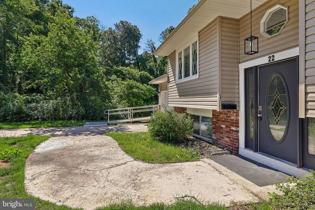 22 YALE RD, Atco, NJ 08004
