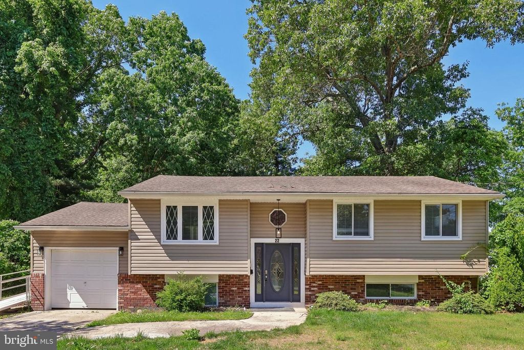 22 YALE RD, Atco, NJ 08004