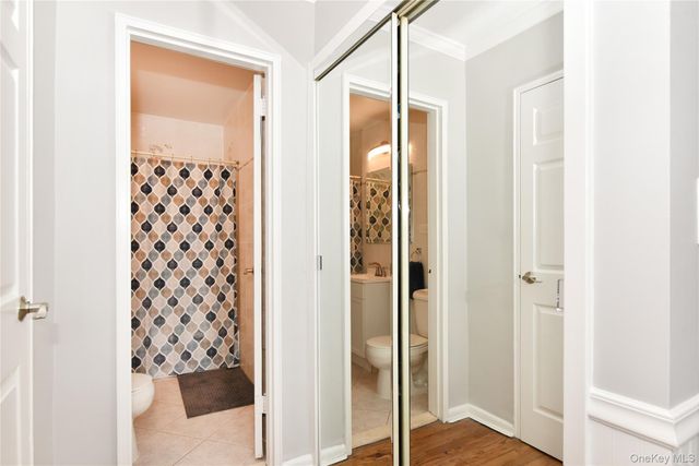 370 W Broadway 4Y, Long Beach, NY 11561