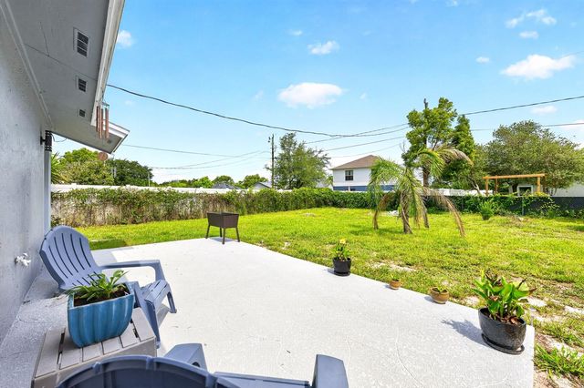 2910 FLYNN STREET, Deltona, FL 32738