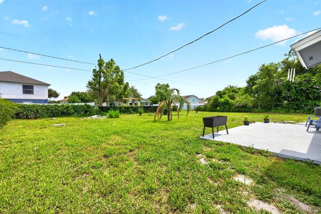 2910 FLYNN STREET, Deltona, FL 32738