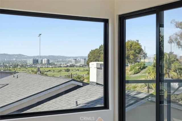 8140 calabar Avenue, Playa Del Rey, CA 90293