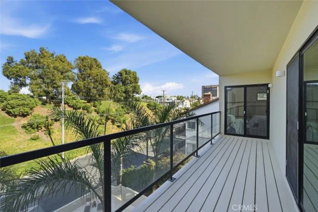 8140 calabar Avenue, Playa Del Rey, CA 90293