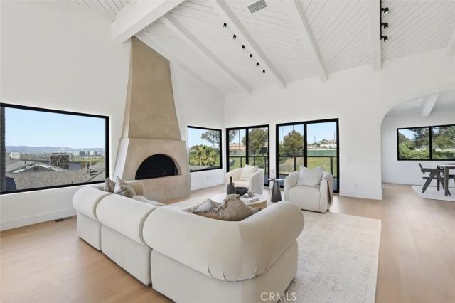 8140 calabar Avenue, Playa Del Rey, CA 90293