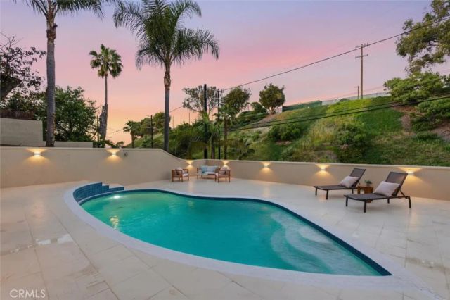 8140 calabar Avenue, Playa Del Rey, CA 90293