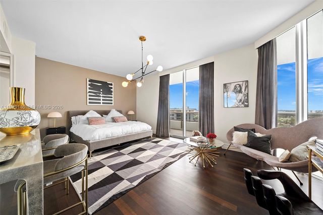 5801 Collins Ave 1600, Miami Beach, FL 33140