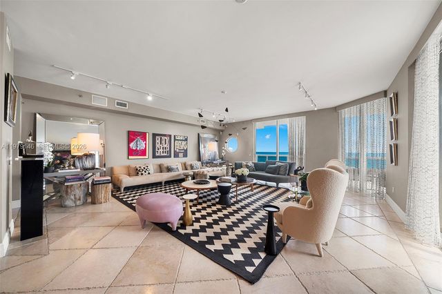 5801 Collins Ave 1600, Miami Beach, FL 33140