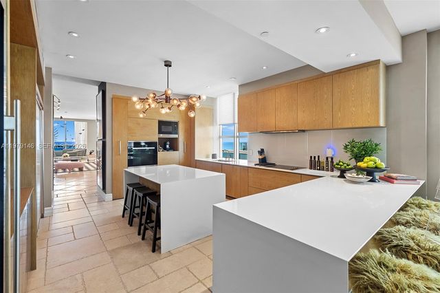 5801 Collins Ave 1600, Miami Beach, FL 33140