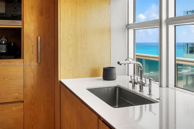 5801 Collins Ave 1600, Miami Beach, FL 33140